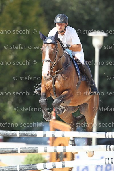 PAINI_TEN TEN_ECC_4ANNI_2011_SS3_9120.jpg